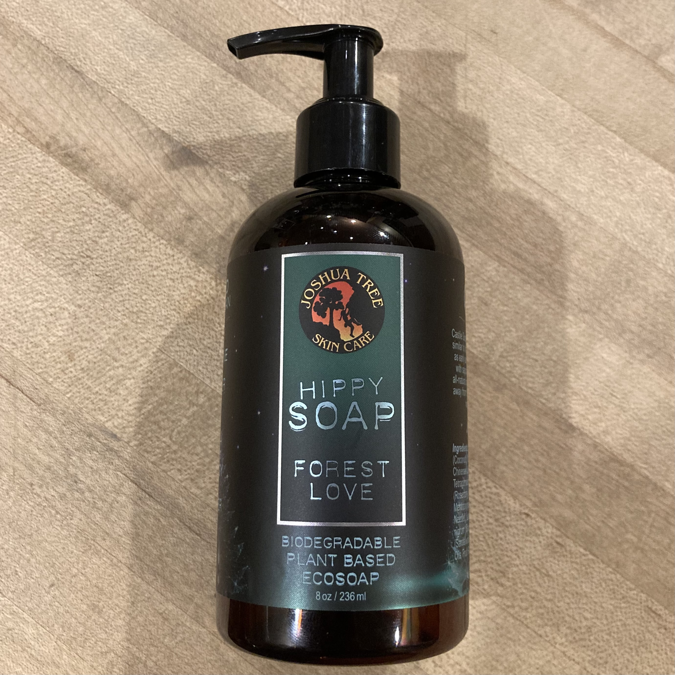 With Aromatic Notes of Peppermint, Fir Needle, Lavender, Black Pepper, Sandalwood, and Patchouli