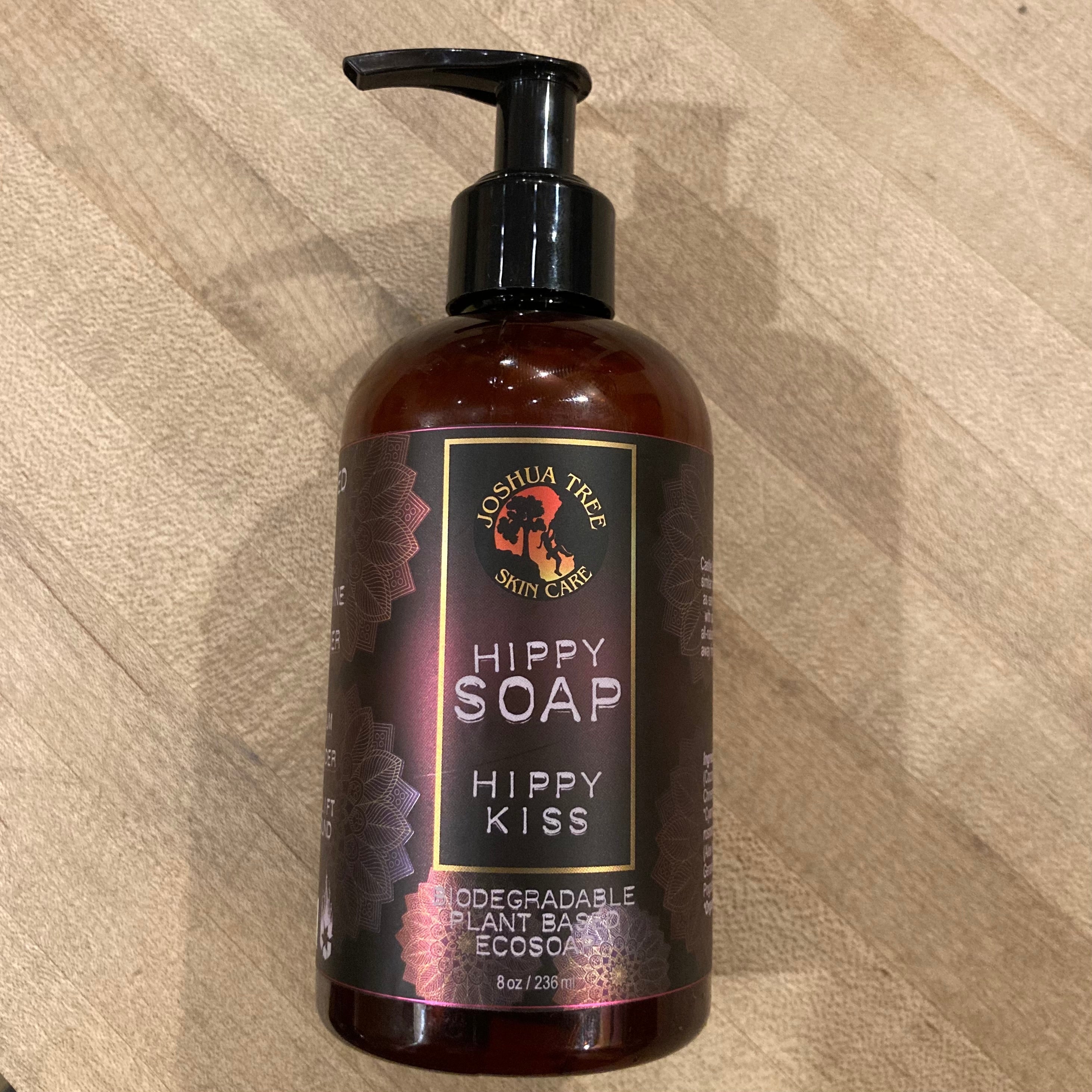 With Aromatic Notes of Citronella, Tea Tree, Peppermint and Cedar